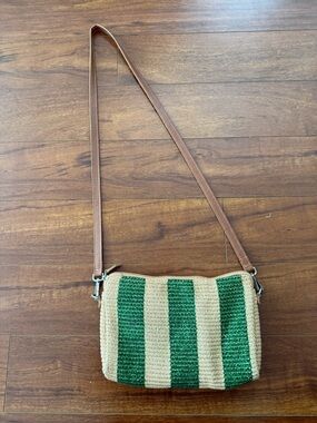 Woven Stripe Crossbody Bag in Green and Tan raffia purse summer beach bag